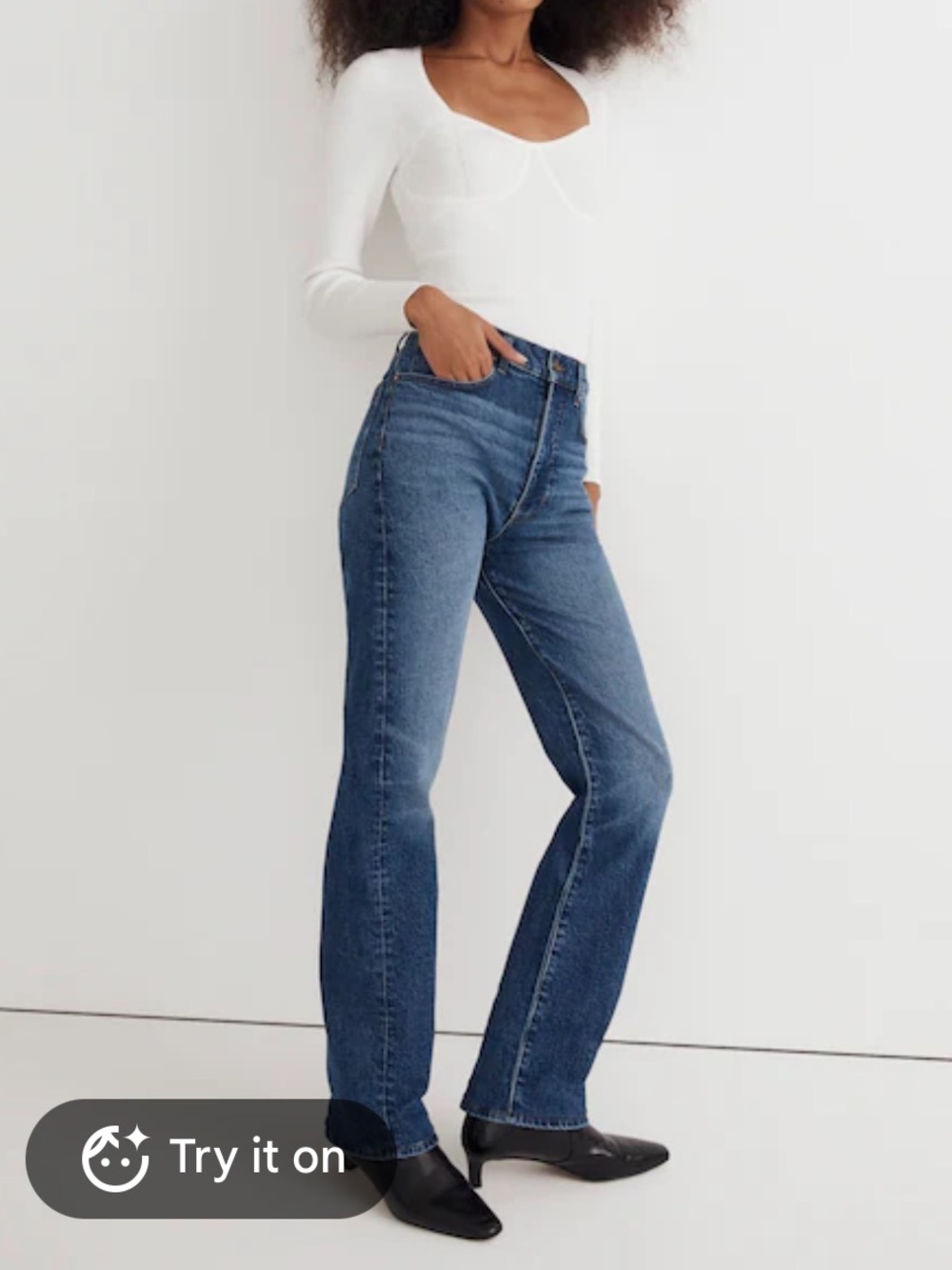 Madewell Curvy 90’s High-Rise Straight Jeans